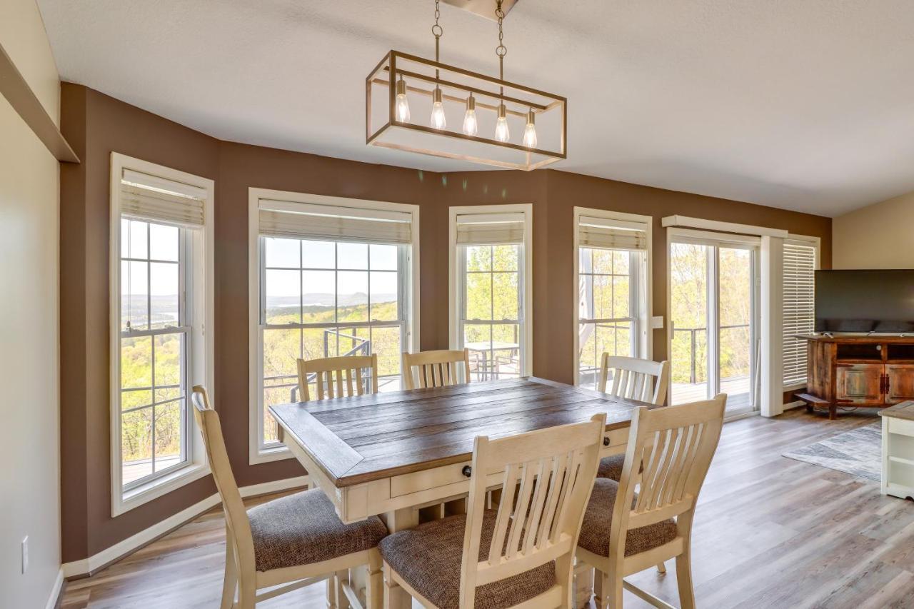 Charming Edgemont Home With Deck And Lake Views! Fairfield Bay Extérieur photo