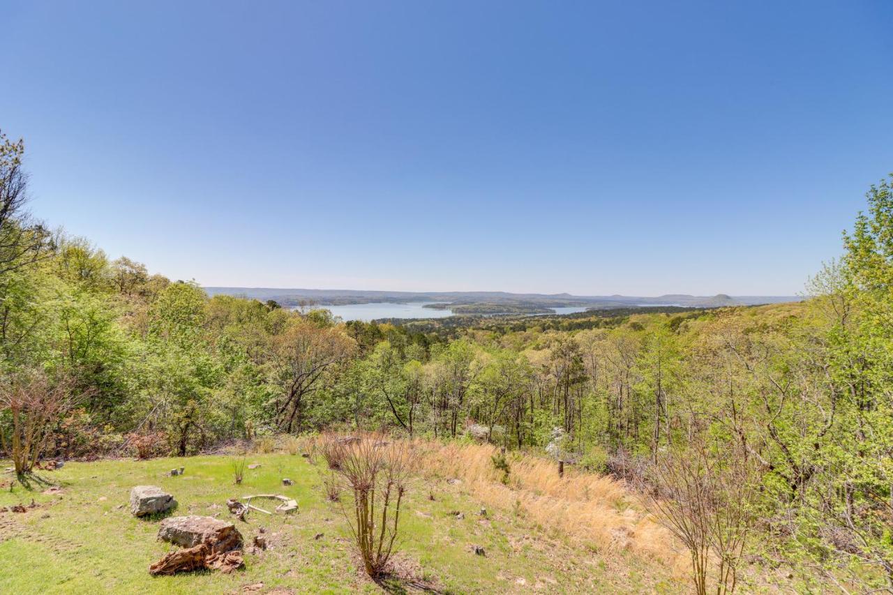 Charming Edgemont Home With Deck And Lake Views! Fairfield Bay Extérieur photo